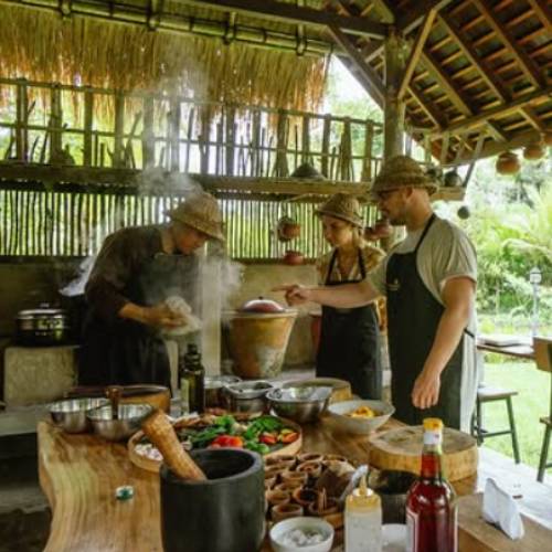A Taste of Bali: Authentic Balinese Cooking Experience at Kemukus Restaurant (Kuwarasan A Pramana Experience)